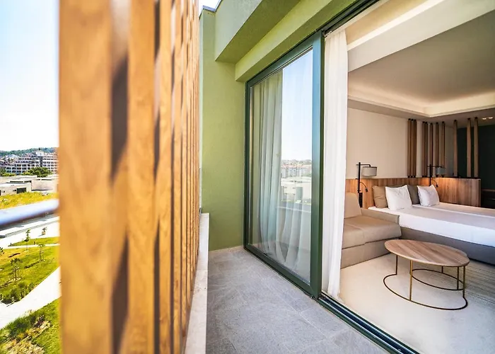 Hvd Reina Del Mar - Premium Service & Free Parking 오브조르