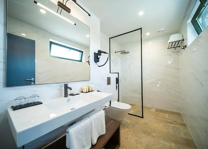 Hvd Reina Del Mar - Premium Service & Free Parking 호텔