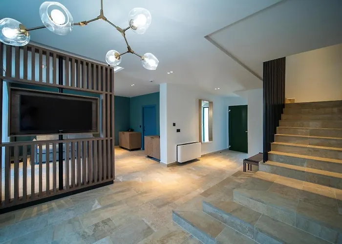 Hvd Reina Del Mar - Premium Service & Free Parking 호텔 오브조르