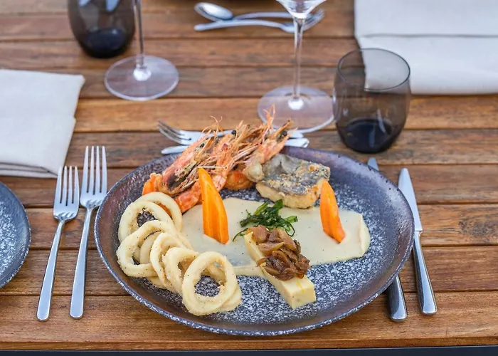 Hvd Reina Del Mar - Premium Service & Free Parking 호텔