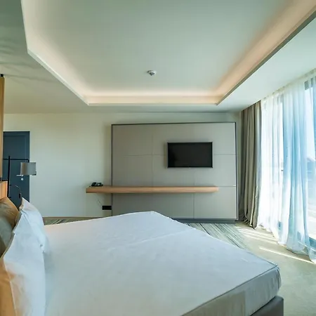 Hvd Reina Del Mar - Premium Service & Free Parking