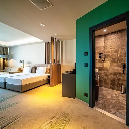 Hvd Reina Del Mar - Premium Service & Free Parking Hotel