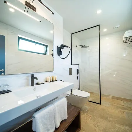 Hvd Reina Del Mar - Premium Service&free Parking Hotel