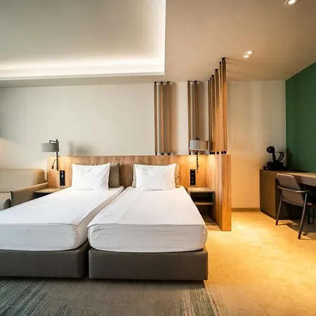 Hvd Reina Del Mar - Premium Service & Free Parking Obzor