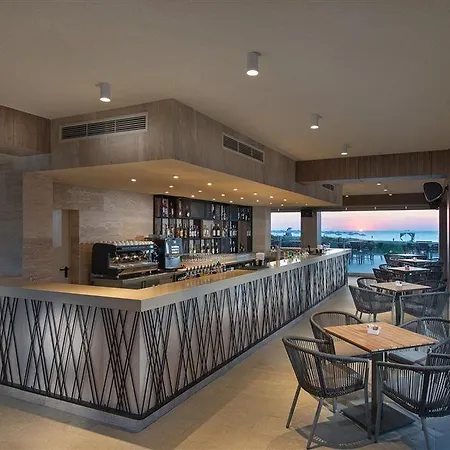 Hvd Reina Del Mar - Premium Service&free Parking Hotel 5*